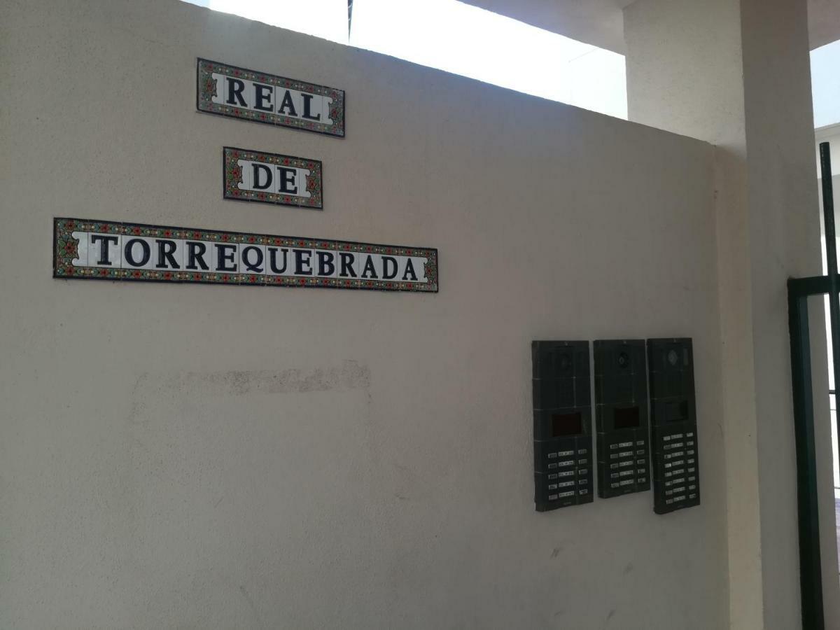 Real Torrequebrada Apartment เบนัลมาเดนา ภายนอก รูปภาพ